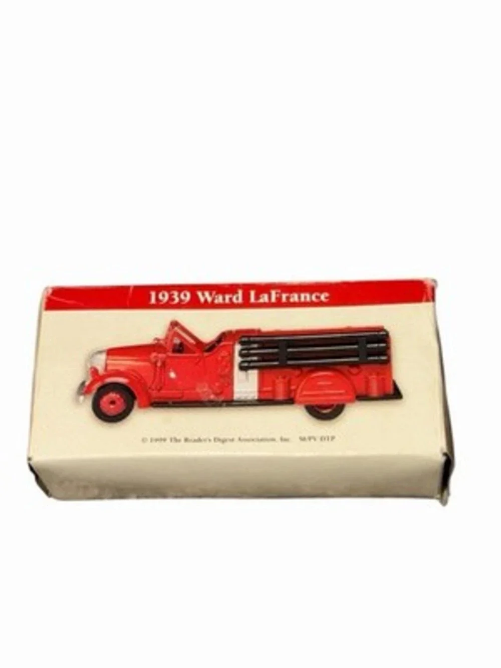 1939 Ward LaFrance Fire Truck Model Kit, 1999 Readers Digest Edition